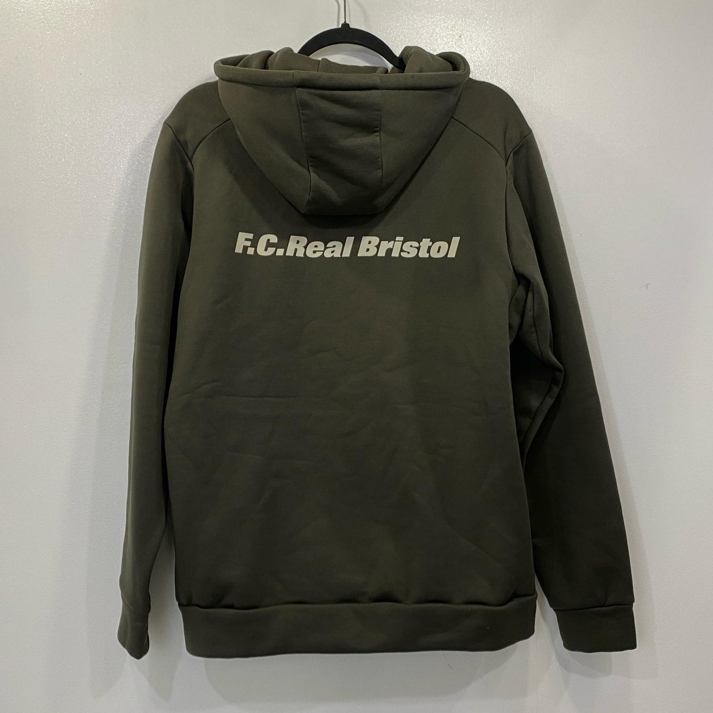 FCRB | エフシーアールビー POLARTEC POWER STRETCH TRAINING HOODIE パーカー FCRB-242064 プルオーバーパーカー 2024A/W カーキ サイズ：M【姫路東店】