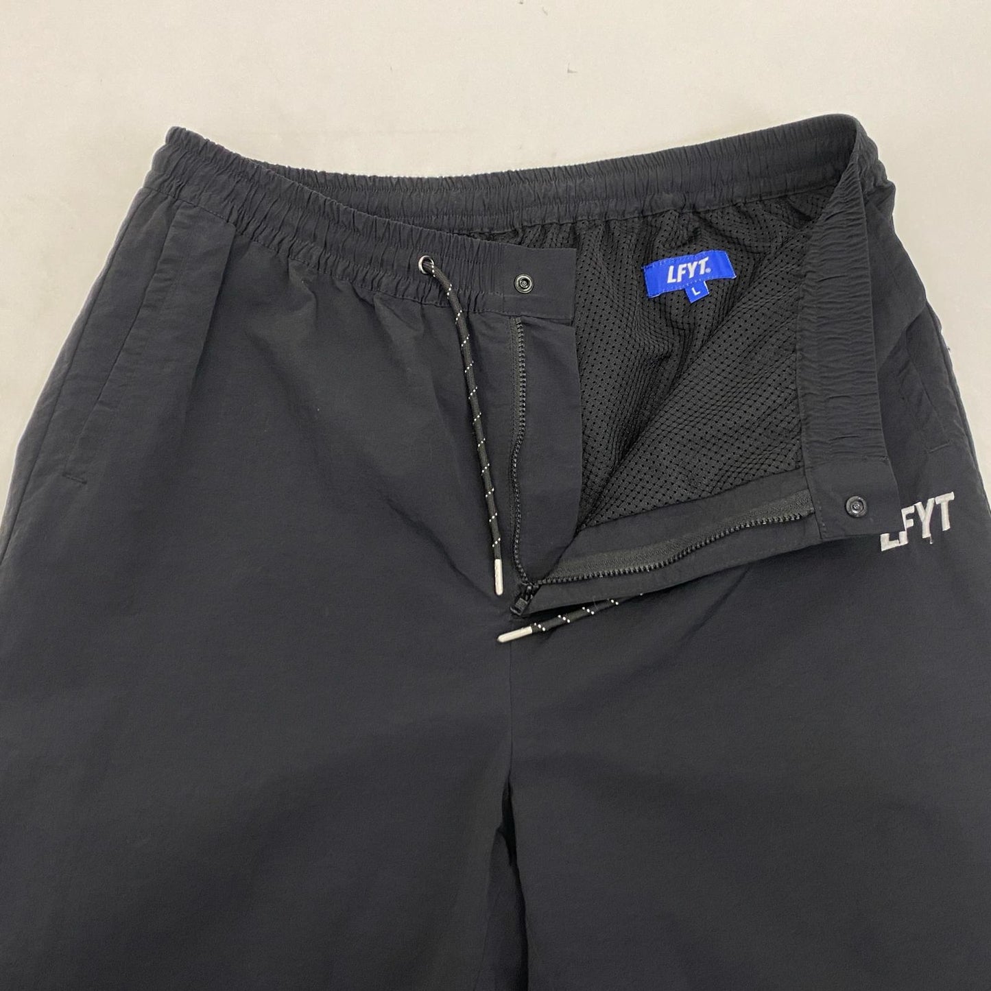Lafayette | ラファイエット ARMY TRACK PANTS パンツ LS241201 ナイロンパンツ ブラック サイズ：L【姫路東店】