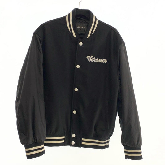 VERSACE | ヴェルサーチ スタジャン 1012284 1A0864 ブラック サイズ：48