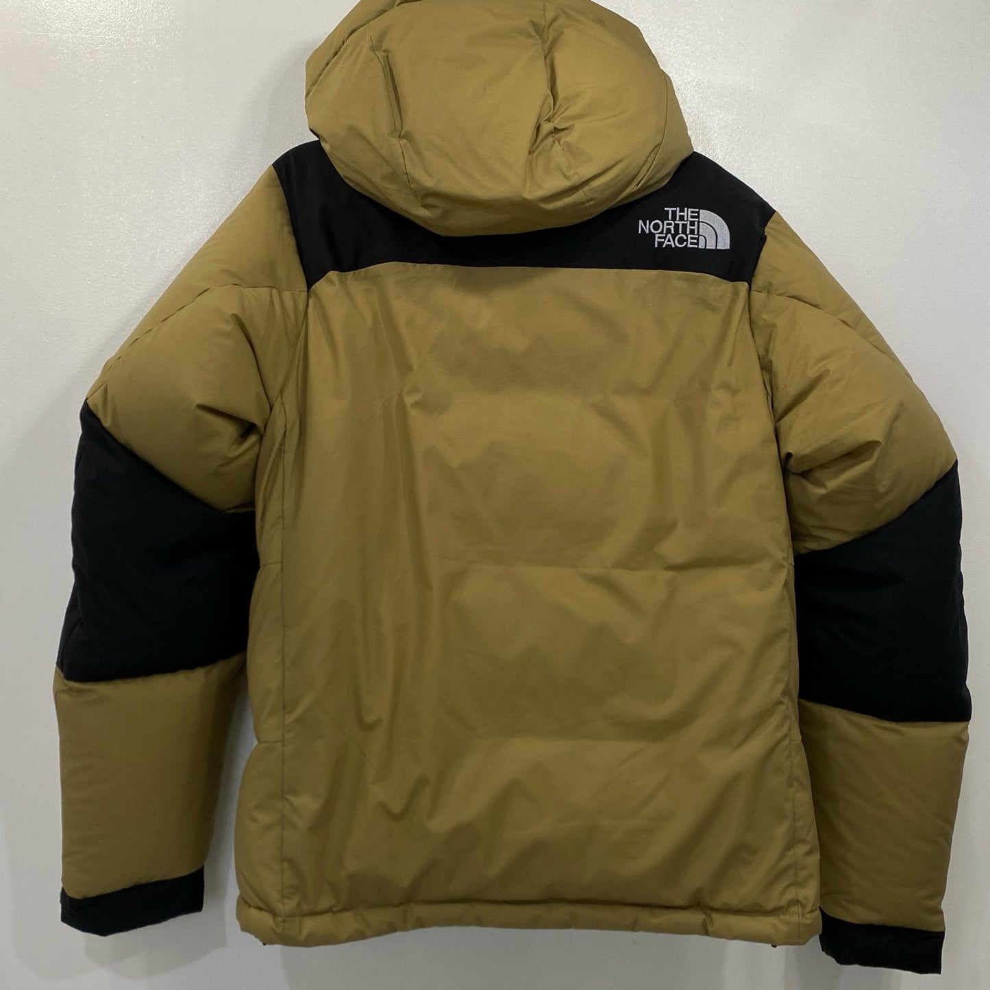 THE NORTH FACE | ザ・ノースフェイス BALTRO LIGHT JACKET ダウンジャケット ND92340 ベージュ サイズ：L【姫路東店】