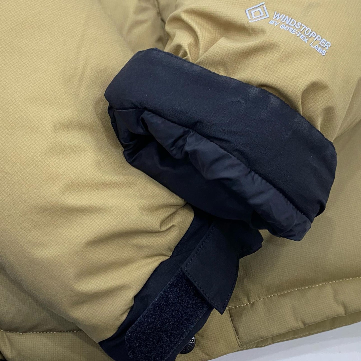 THE NORTH FACE | ザ・ノースフェイス BALTRO LIGHT JACKET ダウンジャケット ND92340 ベージュ サイズ：L【姫路東店】