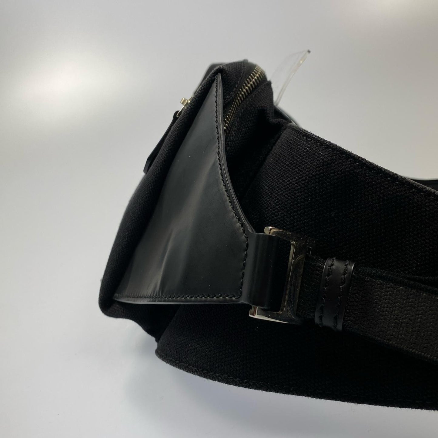 BALENCIAGA | バレンシアガ ウエストバッグ 433625 ブラック【姫路東店】
