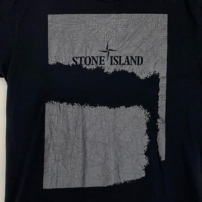STONE ISLAND | ストーンアイランド SCRATCHED PAINT TWO PRINT 半袖Ｔシャツ 80152RC90 2023S/S 国内正規品 ブラック サイズ：S【姫路東店】