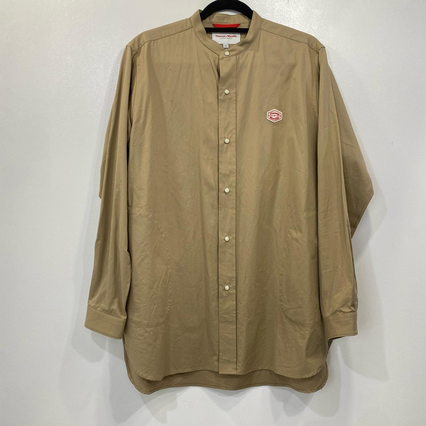 Vincent et Mireille | バンソンエミレイユ BAND COLLAR SHIRTS 長袖シャツ VM192SK11271 2019S/S ベージュ サイズ：42【姫路東店】