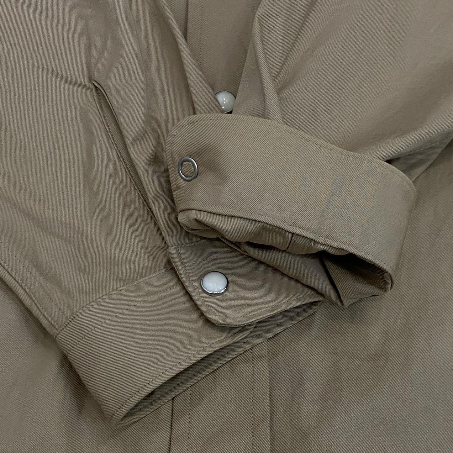 Vincent et Mireille | バンソンエミレイユ BAND COLLAR SHIRTS 長袖シャツ VM192SK11271 2019S/S ベージュ サイズ：42【姫路東店】