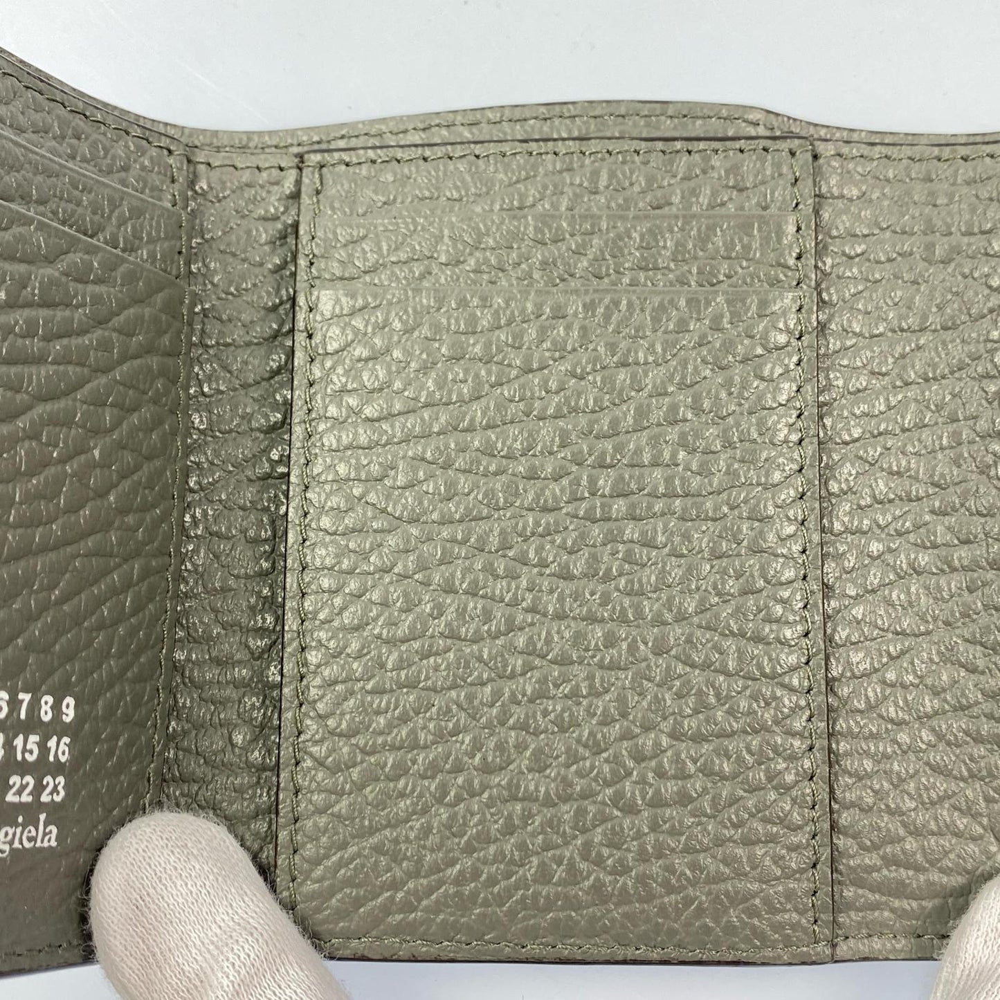 Maison Margiela | メゾンマルジェラ 三つ折り財布 SA3UI0010 グレー【姫路東店】