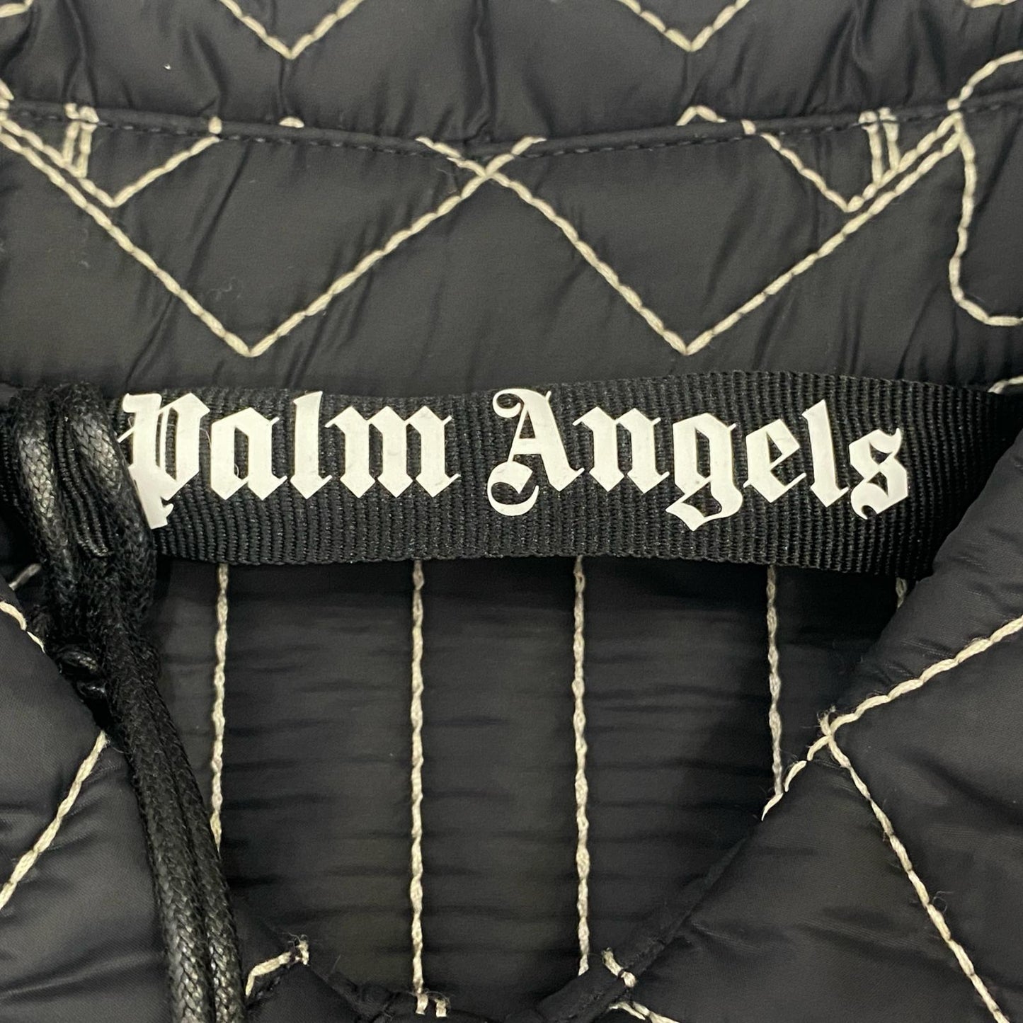 Palm Angels | パームエンジェルス All Monogram quilted nylon jacket その他トップス PMEA251E23FAB001 シャツジャケット 2023A/W ブラック サイズ：XS【姫路東店】