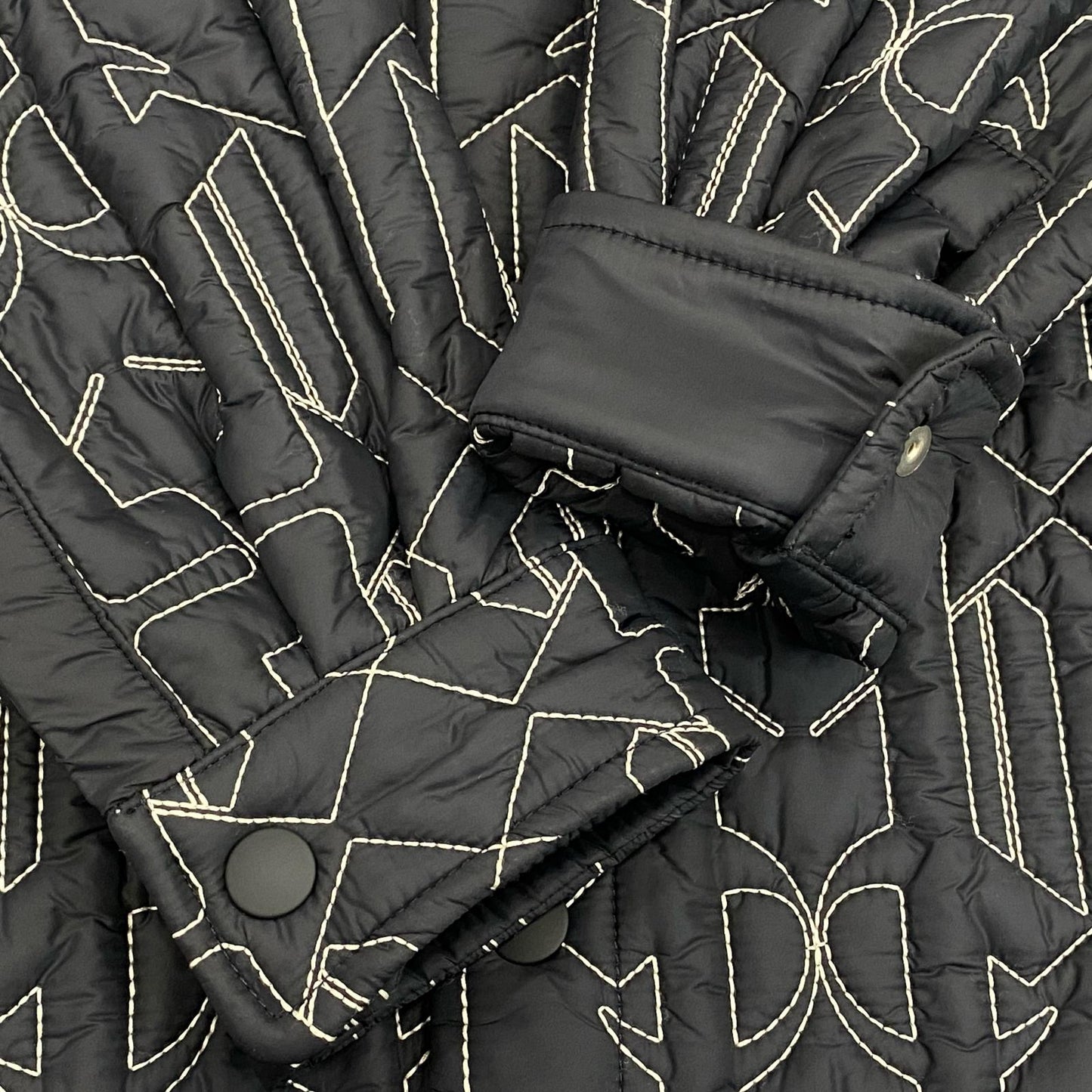 Palm Angels | パームエンジェルス All Monogram quilted nylon jacket その他トップス PMEA251E23FAB001 シャツジャケット 2023A/W ブラック サイズ：XS【姫路東店】