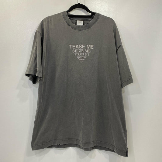 VETEMENTS | ヴェトモンベトモン TEASE ME FADED T-SHIRT 半袖Ｔシャツ UE63TR280B 並行品 チャコールグレー サイズ：S【姫路東店】