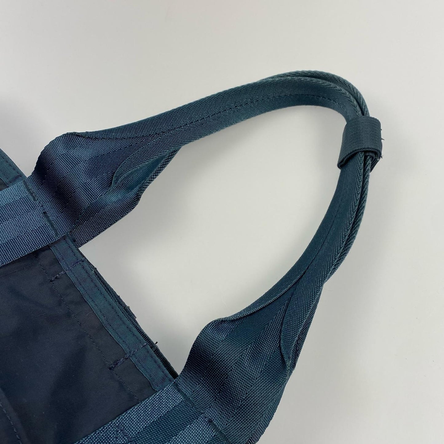BRIEFING | ブリーフィング DISCRETE TOTE M MW GENII トートバッグ BRA233T24 ネイビー【姫路東店】