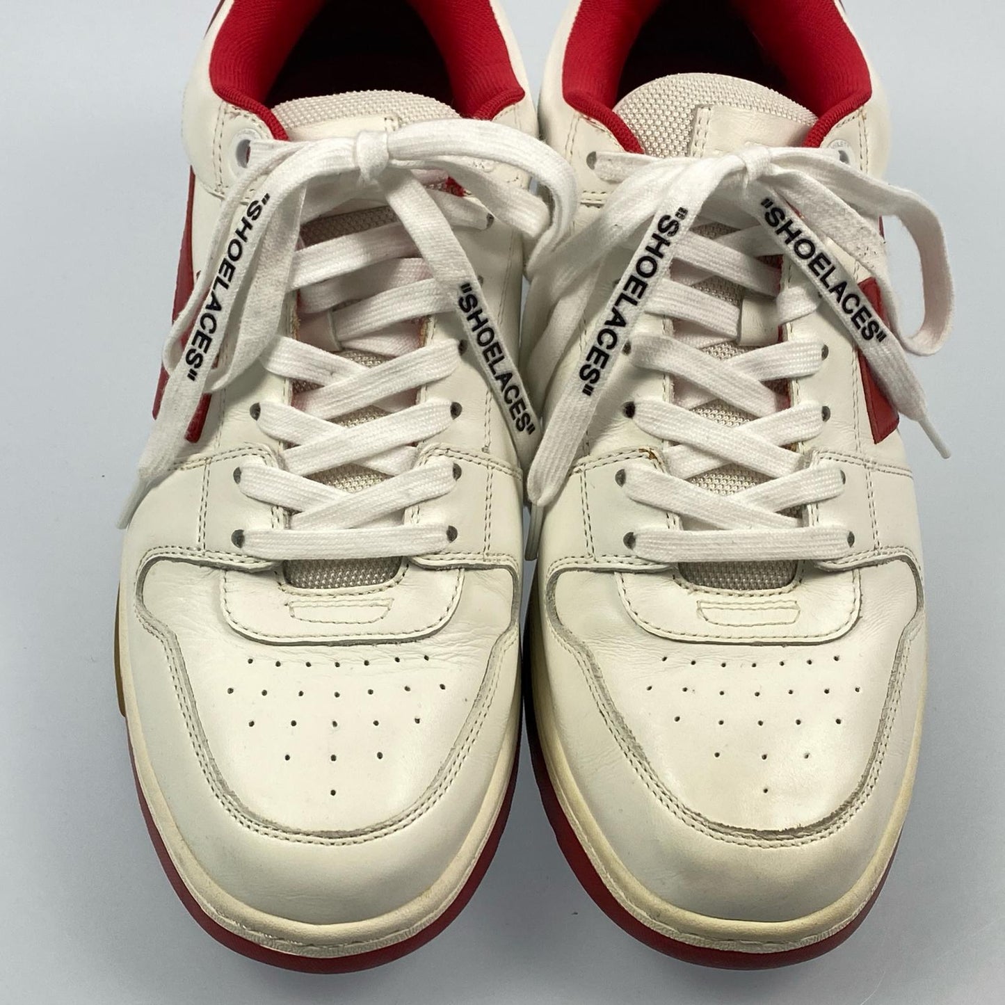 OFF-WHITE | オフホワイト OUT OF OFFICE スニーカー OMIA189F20LEA0010125 EU44 ホワイト【姫路東店】