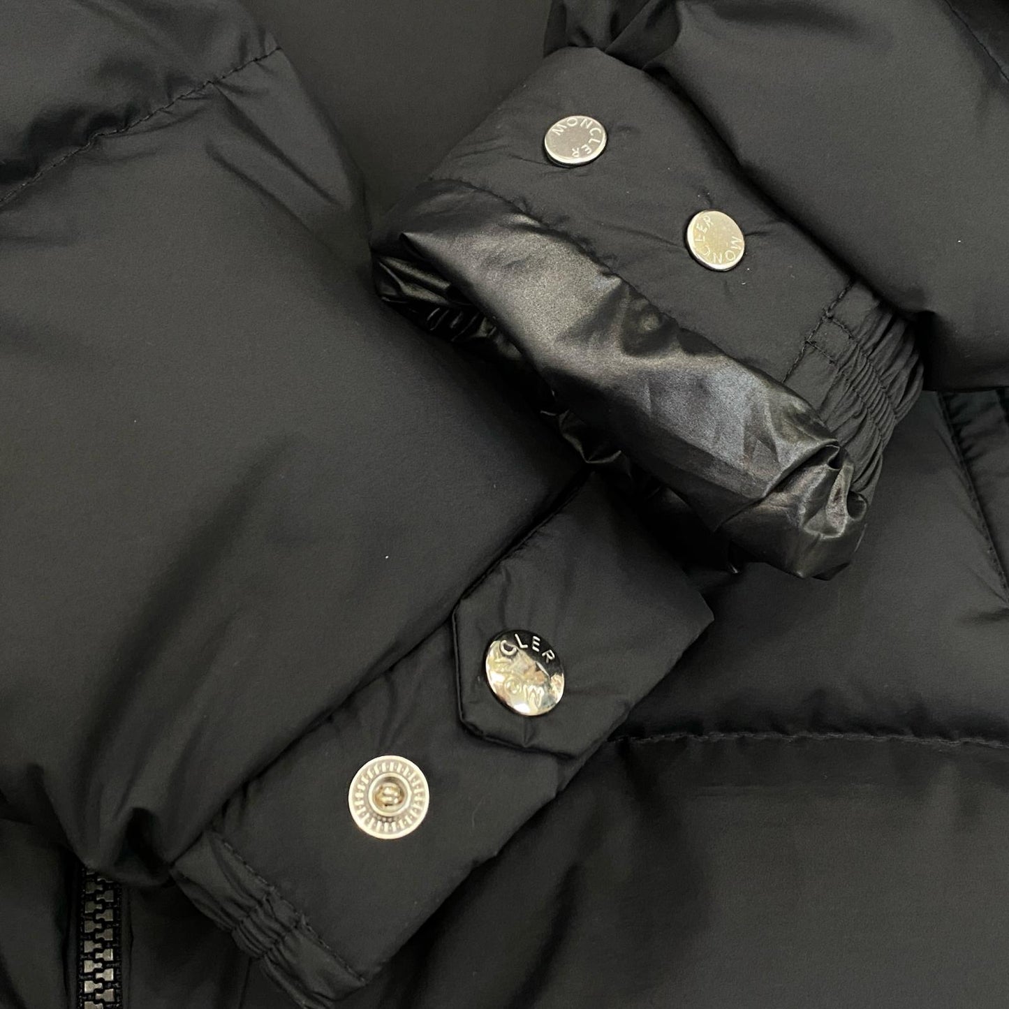 MONCLER | モンクレール CARDERE ダウンジャケット J20911A00207 2024A/W 国内正規品 ブラック サイズ：2【姫路東店】