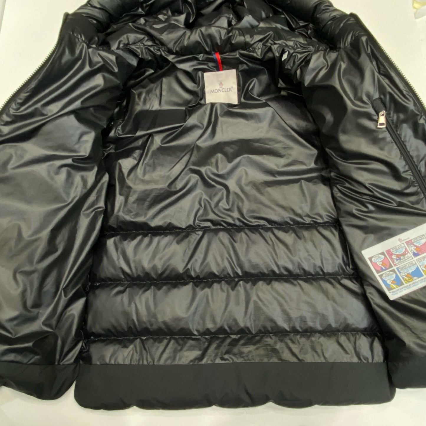 MONCLER | モンクレール CARDERE ダウンジャケット J20911A00207 2024A/W 国内正規品 ブラック サイズ：2【姫路東店】