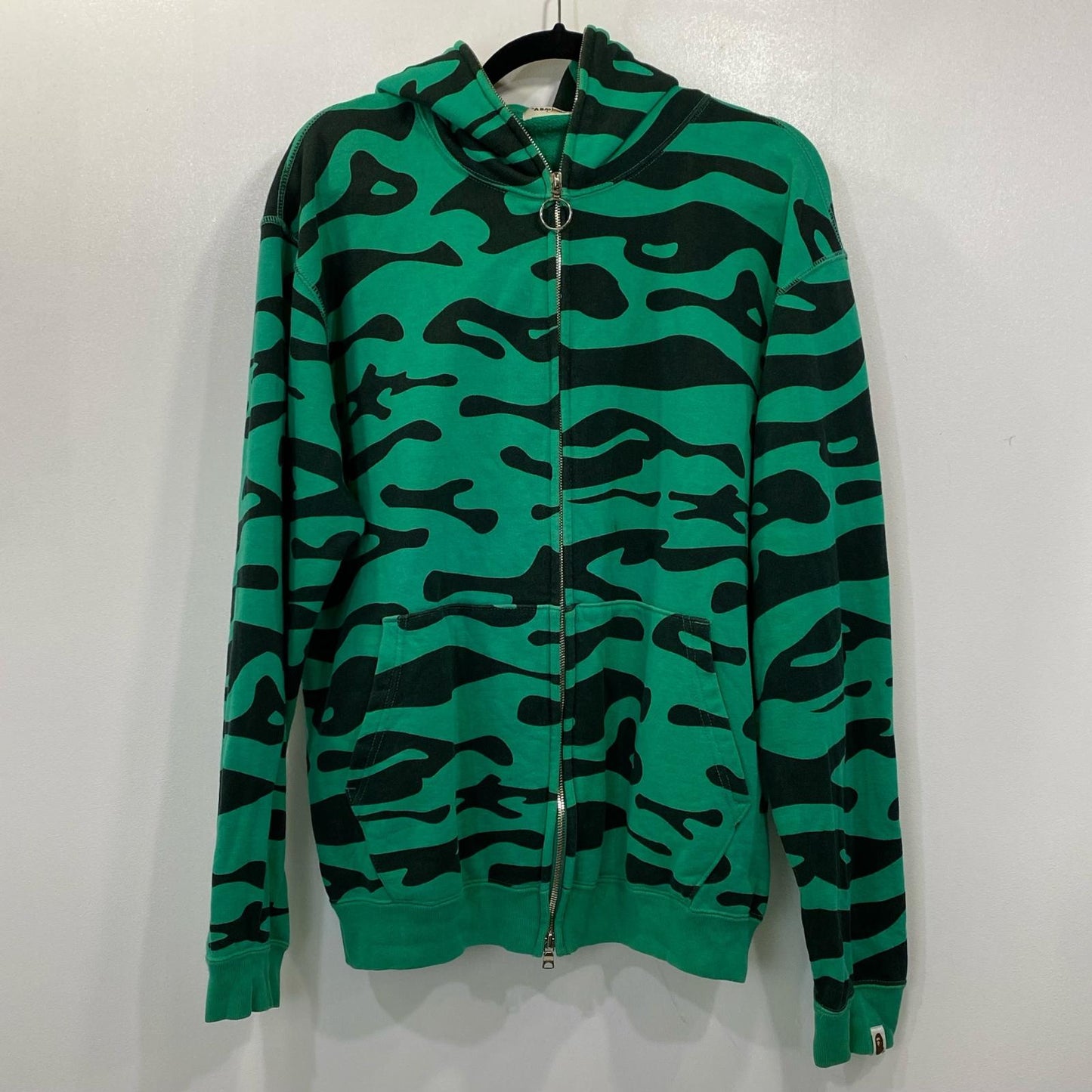 A BATHING APE | アベイシングエイプ CAMO FISH FULLZIP HOODIE パーカー サイズ：L【姫路東店】