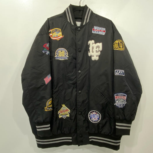 Lafayette | ラファイエット LFYT ALL OVER EMBLEM SATIN VARSITY JACKET ミリタリージャケット LS231001 MA-1 ブラック サイズ：XXL【姫路東店】