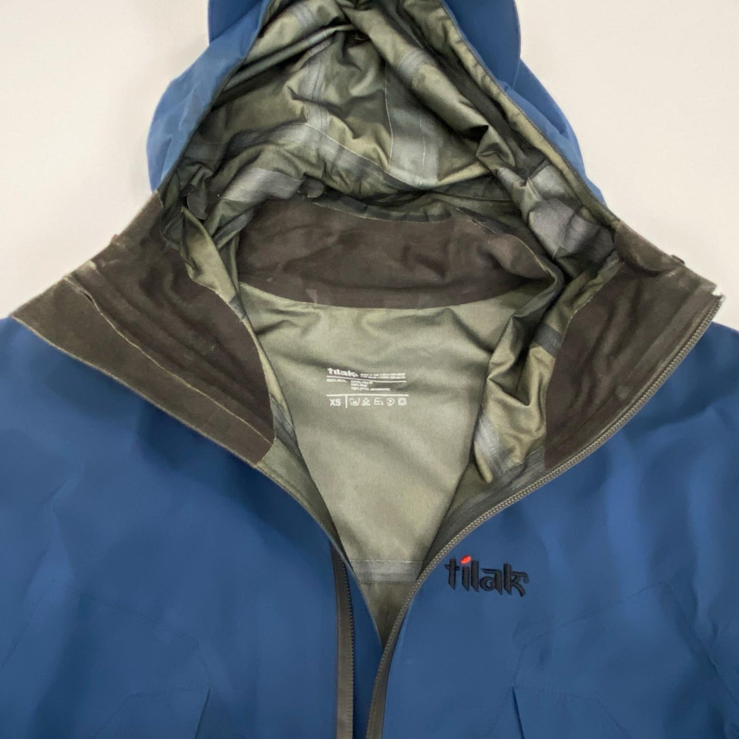 tilak | ティラック STORM JACKET マウンテンパーカー ブルー サイズ：XS【姫路東店】
