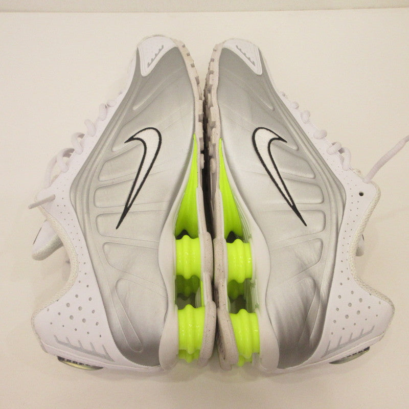 NIKE | ナイキ WMNS SHOX R4 WHITE スニーカー AR3565-102 シルバー 28.5cm