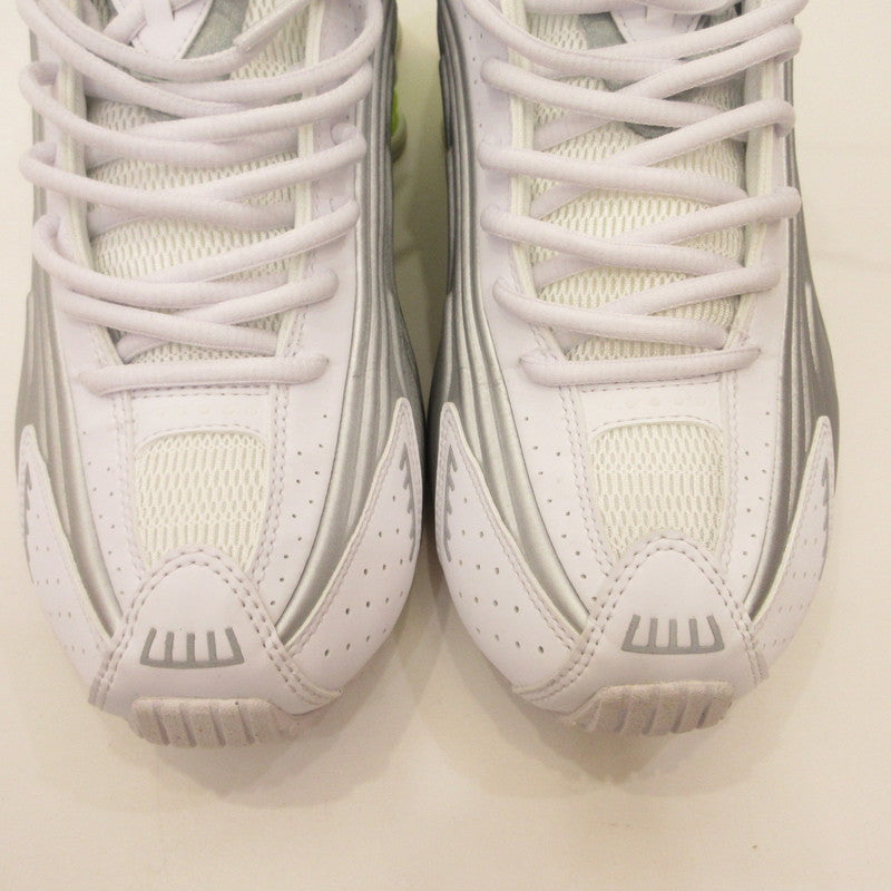 NIKE | ナイキ WMNS SHOX R4 WHITE スニーカー AR3565-102 シルバー 28.5cm