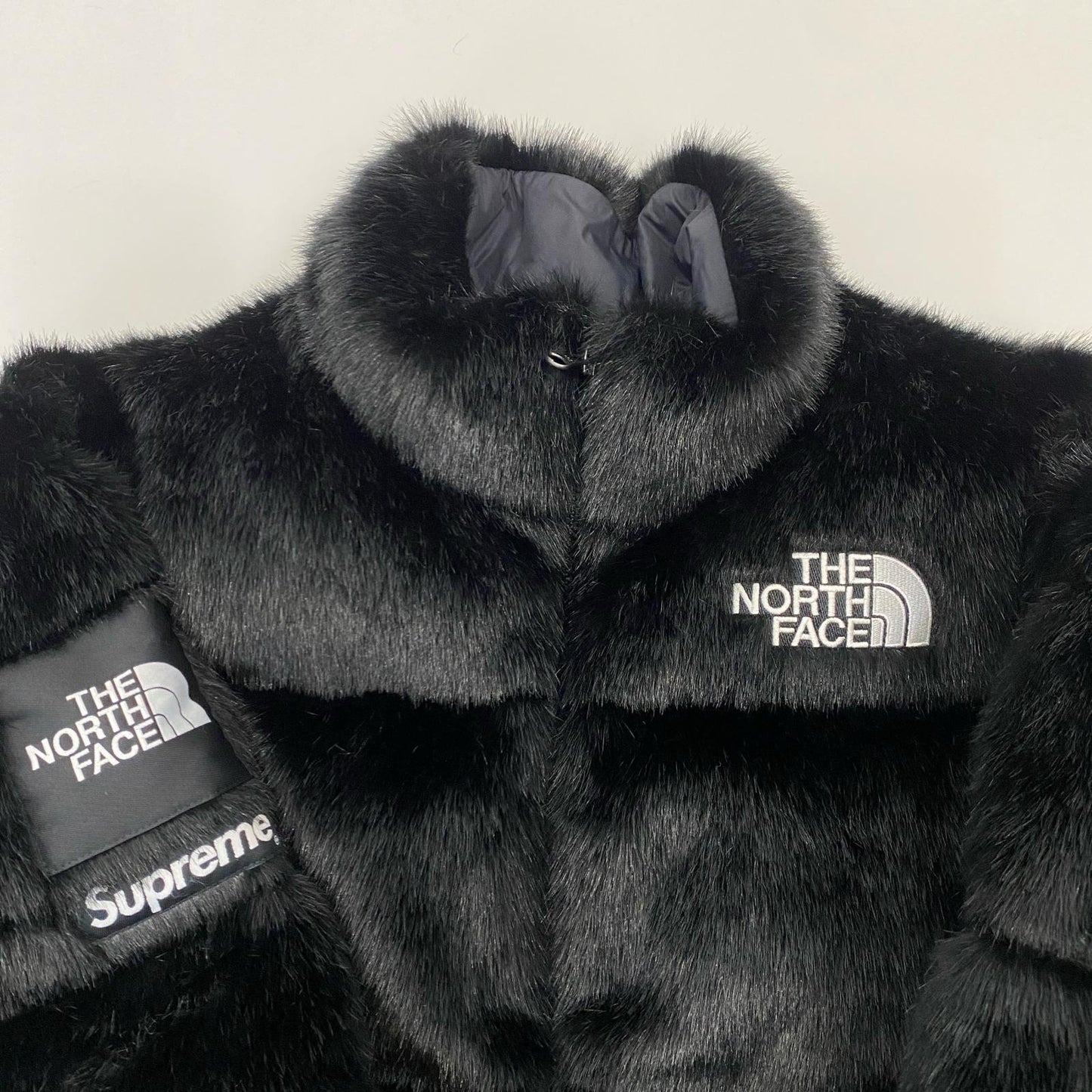 Supreme | シュプリーム Faux Fur Nuptse Jacket Down Jacket ND92001I ×THE NORTH FACE Black Size: M