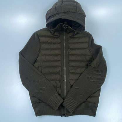 MONCLER | モンクレール MAGLIONE TRICOT CARDIGAN ダウンジャケット E20919402800 2019A/W 国内正規品 カーキ サイズ：S【姫路東店】