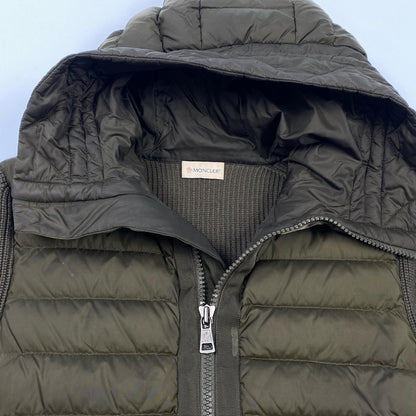 MONCLER | モンクレール MAGLIONE TRICOT CARDIGAN ダウンジャケット E20919402800 2019A/W 国内正規品 カーキ サイズ：S【姫路東店】