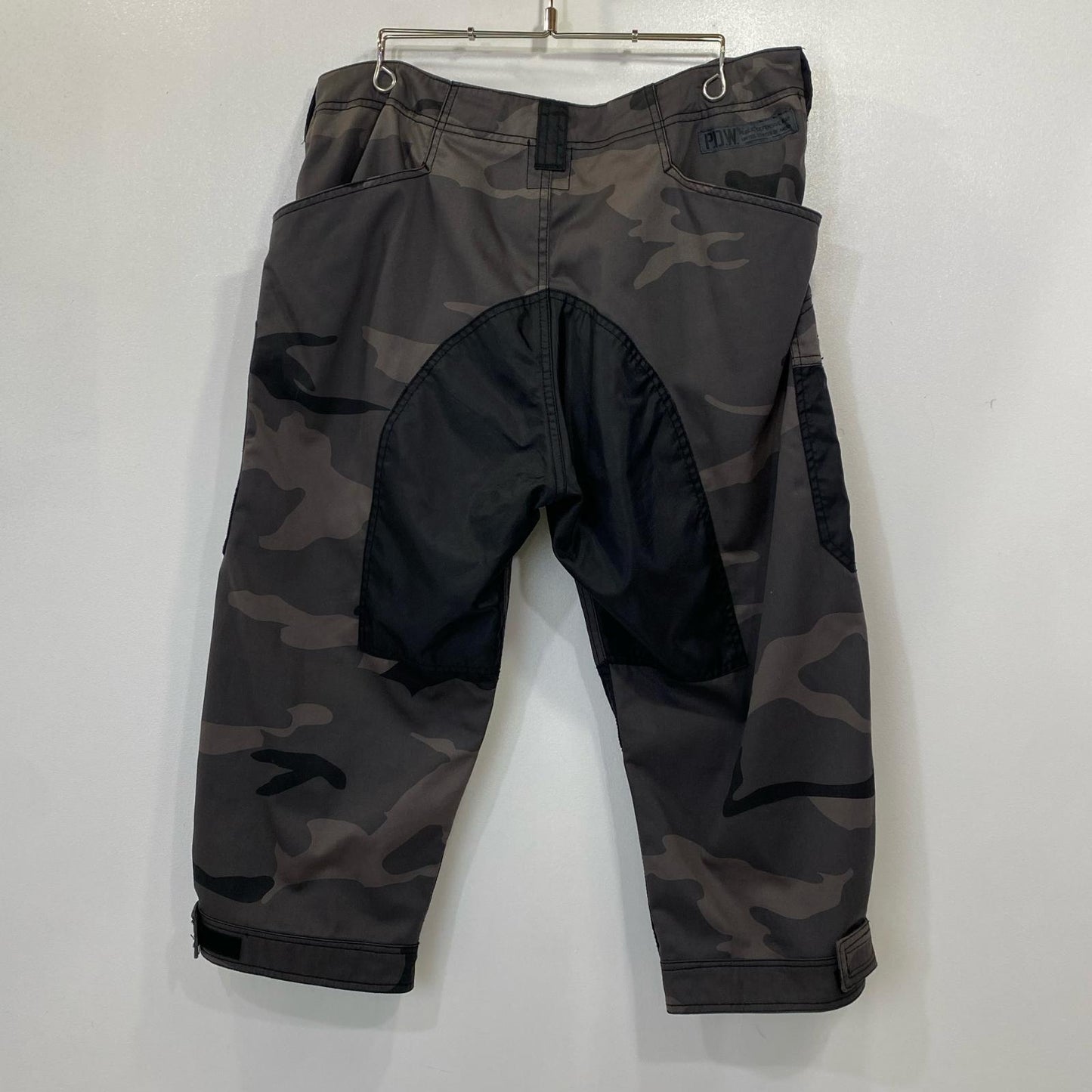 AVIREX | アヴィレックス P.D.W.タクティカルクロップドパンツ クロップドパンツ 6656017 カモ サイズ：XL【姫路東店】