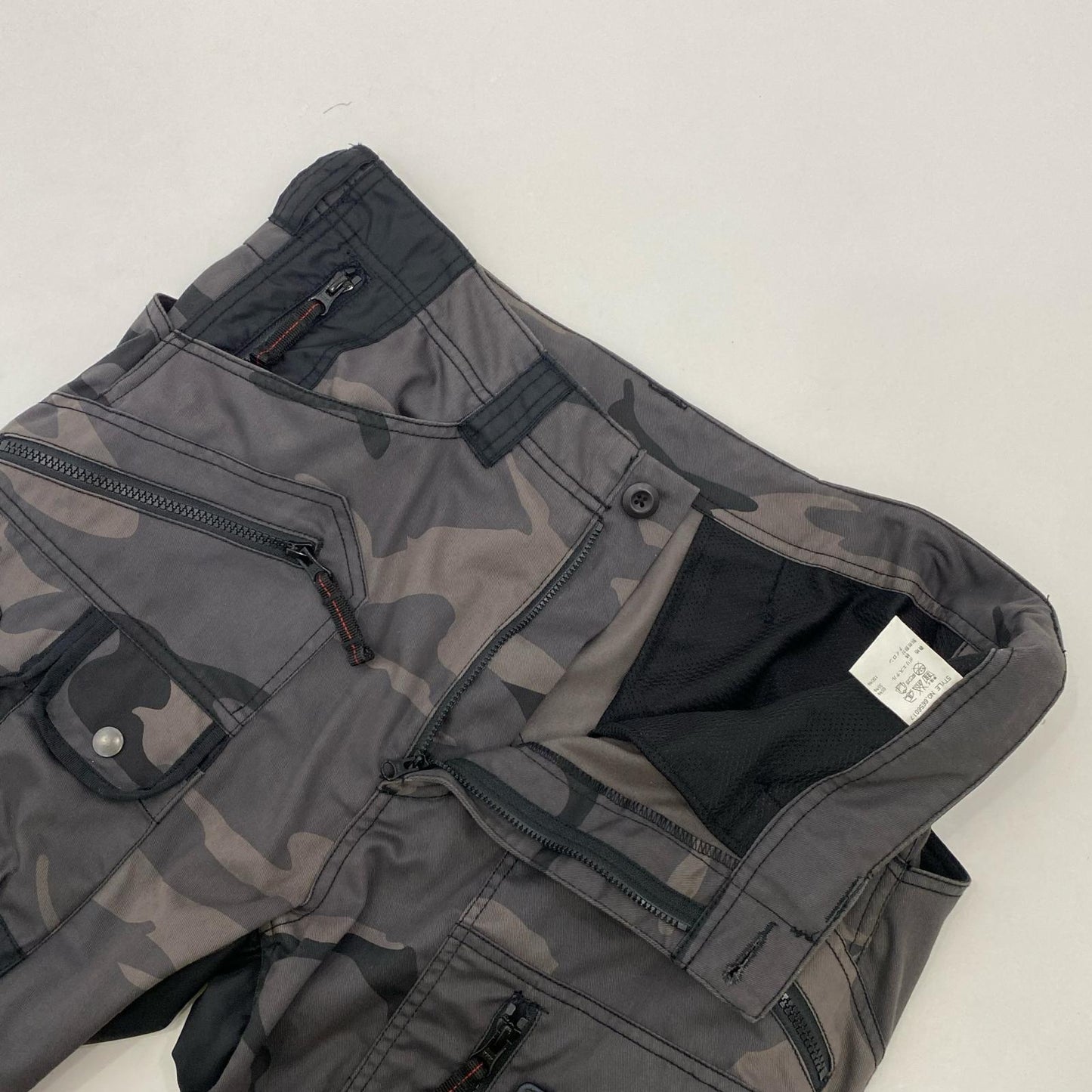 AVIREX | アヴィレックス P.D.W.タクティカルクロップドパンツ クロップドパンツ 6656017 カモ サイズ：XL【姫路東店】