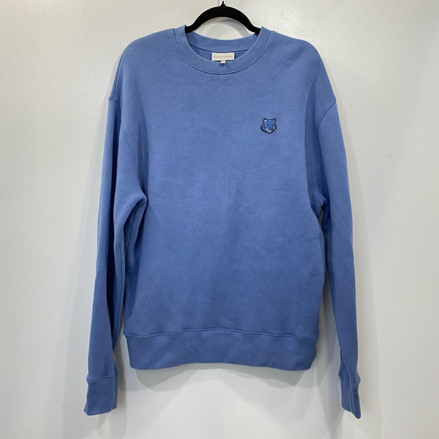 MAISON KITSUNE | メゾンキツネ BOLD FOX HEAD PATCH COMFORT SWEATSHIRT スウェット MM00316KM0307 スウェットシャツ ブルー サイズ：M【姫路東店】