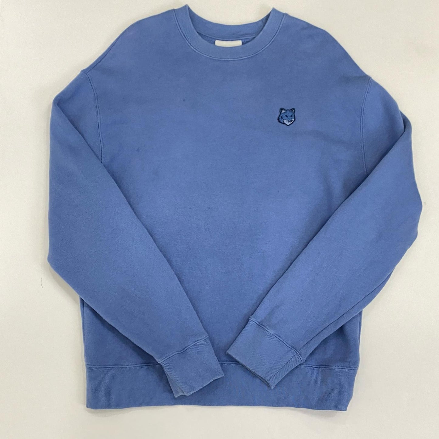 MAISON KITSUNE | メゾンキツネ BOLD FOX HEAD PATCH COMFORT SWEATSHIRT スウェット MM00316KM0307 スウェットシャツ ブルー サイズ：M【姫路東店】