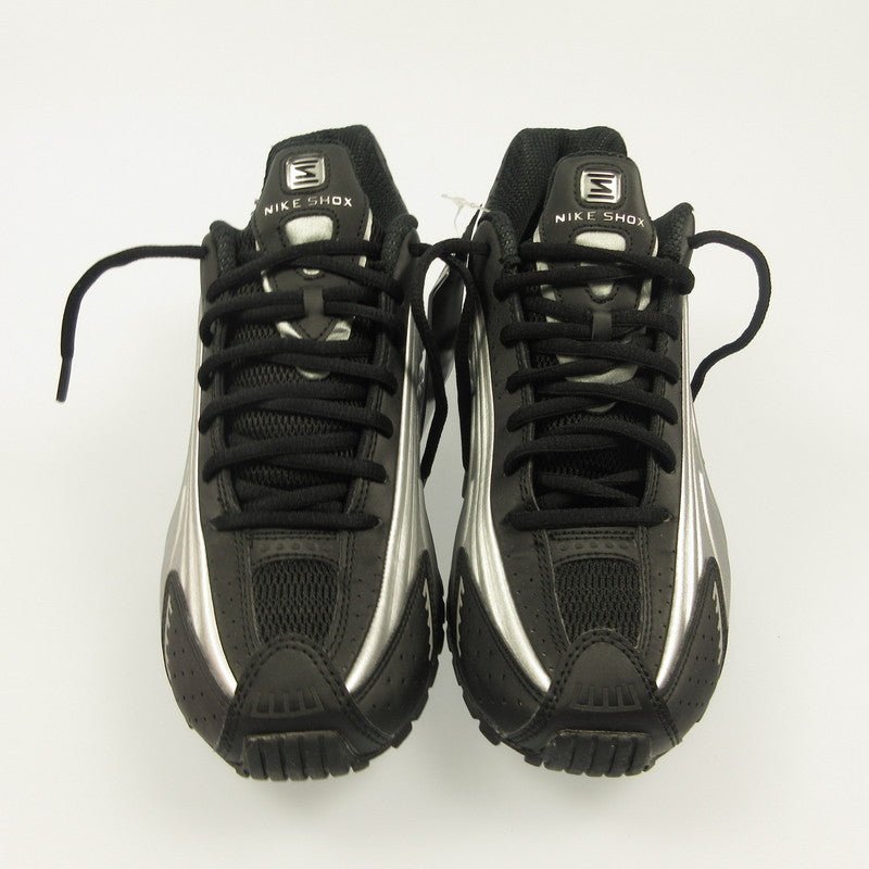 NIKE | Nike SHOX R4 METALLIC SILVER Sneakers HQ1988-007 Silver 26cm
