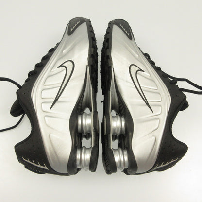 NIKE | Nike SHOX R4 METALLIC SILVER Sneakers HQ1988-007 Silver 26cm