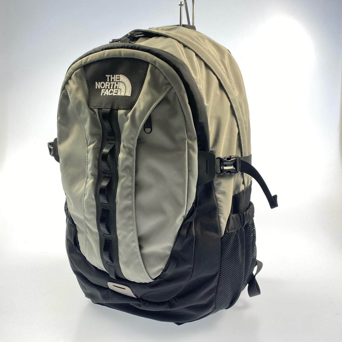 THE NORTH FACE | ザ・ノースフェイス EXTRA SHOT リュック・デイパック NM72300 グレー【姫路東店】