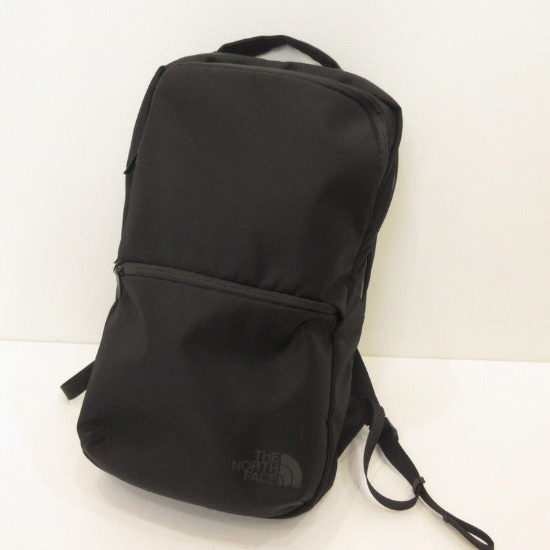 THE NORTH FACE | ザ・ノースフェイス Shuttle Daypack Slim リュック・デイパック NM82330 ブラック