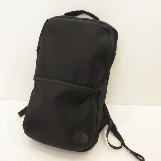 THE NORTH FACE | ザ・ノースフェイス Shuttle Daypack Slim リュック・デイパック NM82330 ブラック
