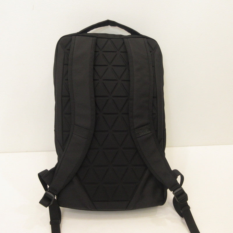 THE NORTH FACE | ザ・ノースフェイス Shuttle Daypack Slim リュック・デイパック NM82330 ブラック