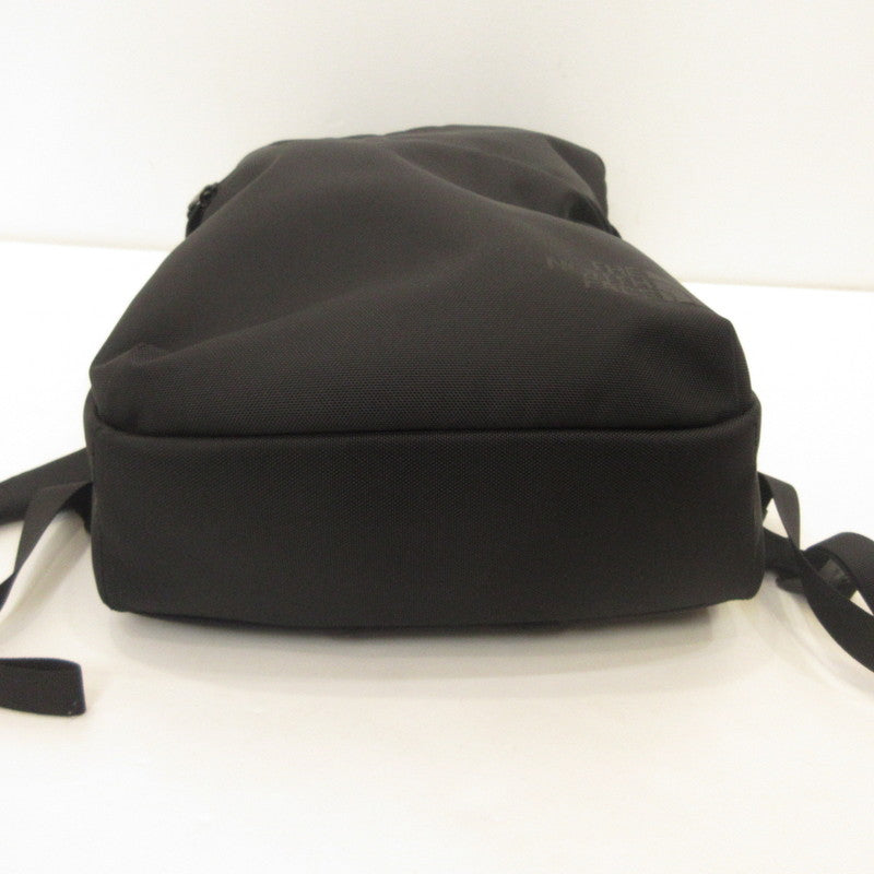 THE NORTH FACE | ザ・ノースフェイス Shuttle Daypack Slim リュック・デイパック NM82330 ブラック