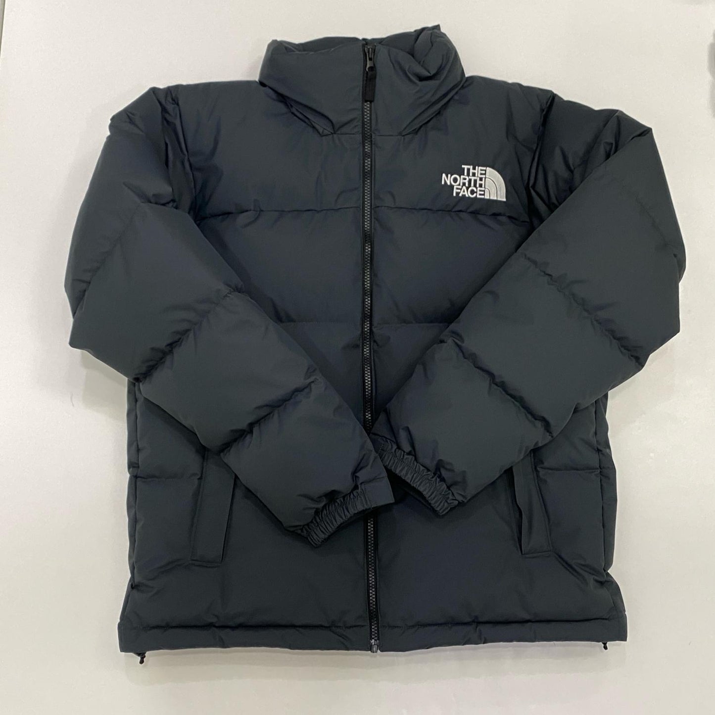 THE NORTH FACE | ザ・ノースフェイス NUPTSE JACKET ダウンジャケット ND92535Z グレー サイズ：M【姫路東店】