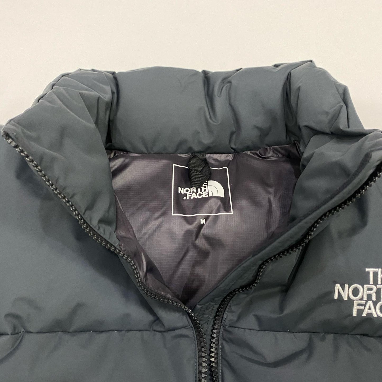THE NORTH FACE | ザ・ノースフェイス NUPTSE JACKET ダウンジャケット ND92535Z グレー サイズ：M【姫路東店】