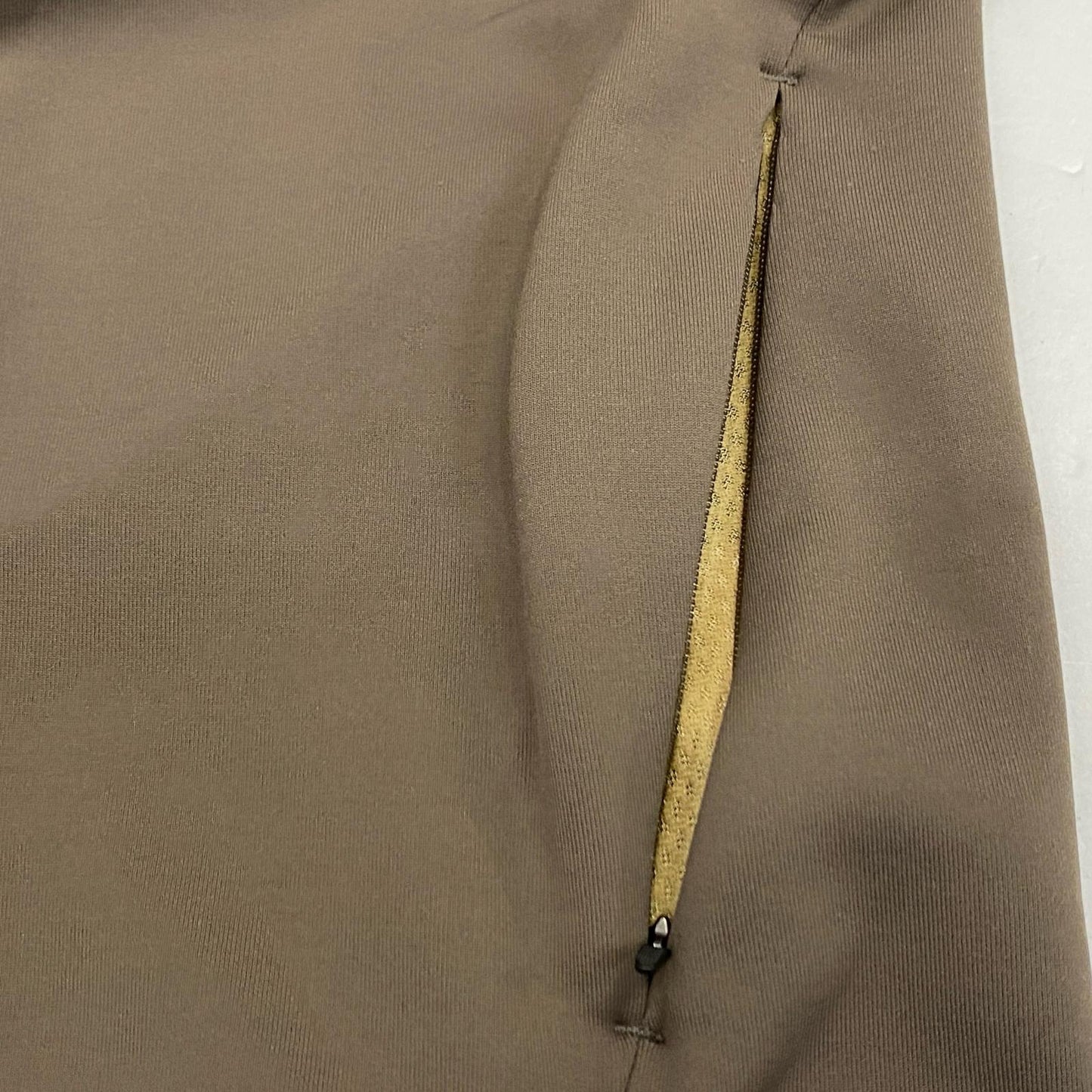 FCRB | エフシーアールビー STRETCH FLEECE HOODIE パーカー FCRB-252031 プルオーバーパーカー 2025A/W ブラウン サイズ：L【姫路東店】
