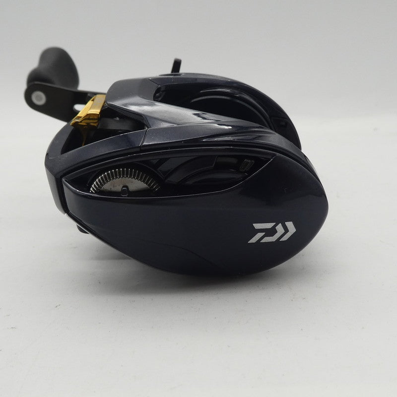 【フィッシング/釣り/釣具/リール】Daiwa | ダイワ 21スティーズTW HLC 8.1R 【姫路東】【中古】Daiwa | ダイワ 21スティーズTW HLC 8.1R リール【姫路東店】