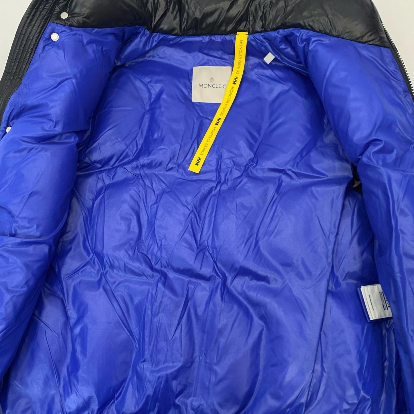 MONCLER | モンクレール GWENYTH GIUBBOTTO ダウンベスト J209L1A00016 2024A/W 国内正規品 ブラック サイズ：3【姫路東店】