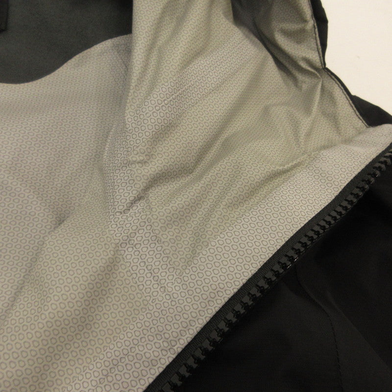 【中古】patagonia | パタゴニア TORRENTSHELL JACKET マウンテンパーカー 83807 ブラック サイズ：XS【姫路東店】