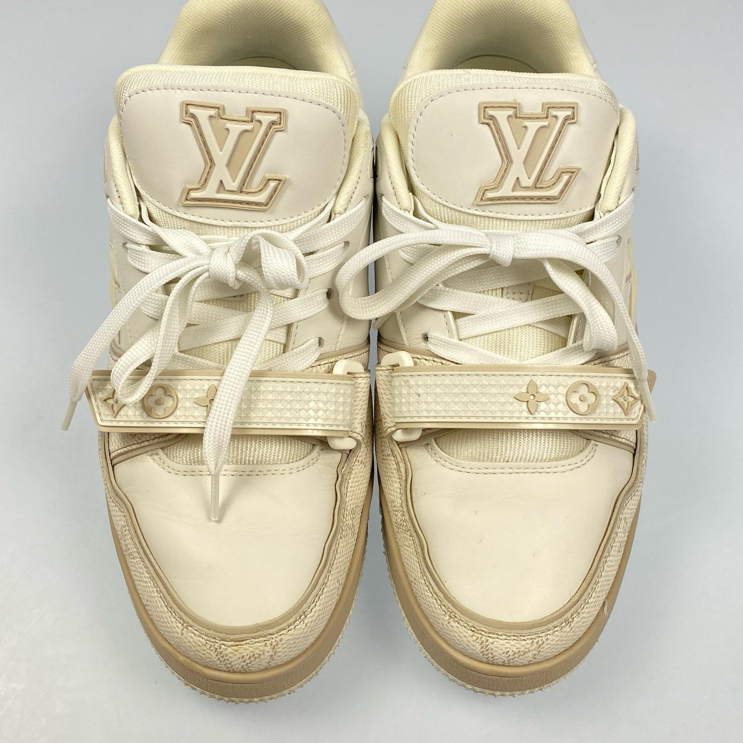 LOUIS VUITTON | ルイ・ヴィトン LVトレイナー スニーカー 1AHTUG GO0235 UK4 ベージュ【姫路東店】
