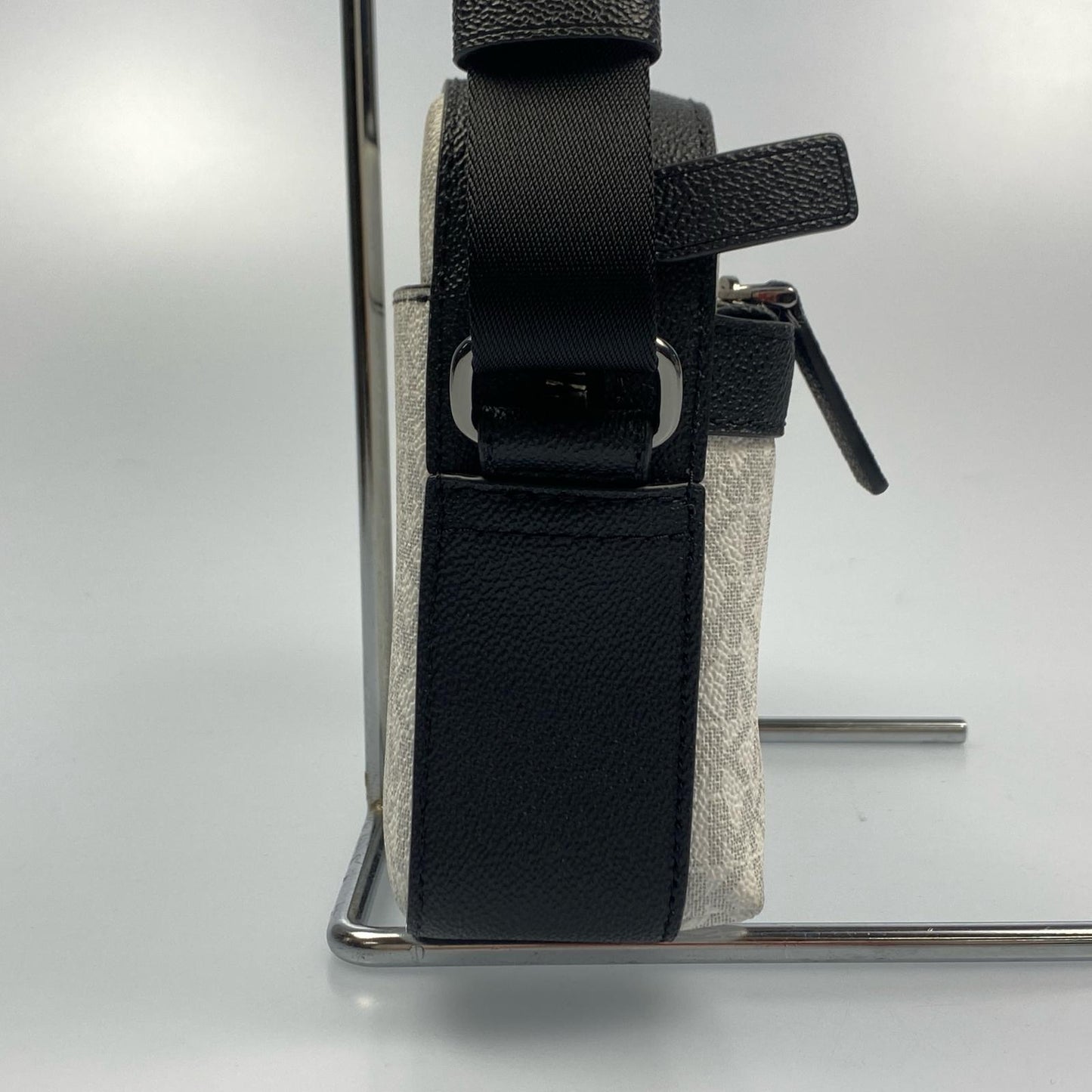 Michael Kors | マイケルコース COOPERユーティリティクロスボディ ショルダーバッグ 37F2LCOC5B 2025A/W ホワイト