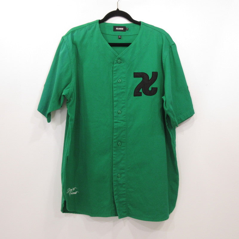 X-LARGE | エクストララージ BASEBALL SHIRT 半袖シャツ 01201302 グリーン サイズ：XL【姫路東店】