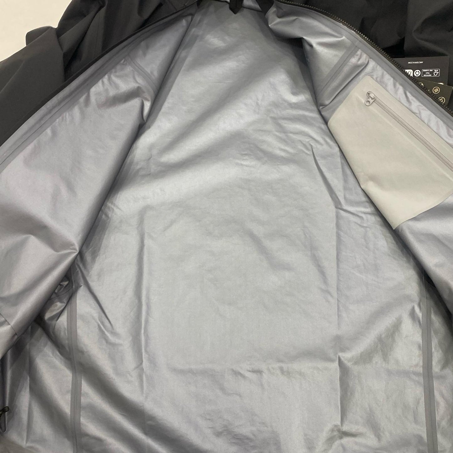 ARC'TERYX | アークテリクス Beta SL Jacket ナイロンジャケット X00001044402 ブラック サイズ：L【姫路東店】