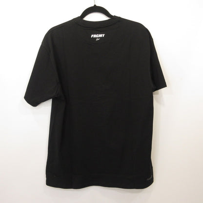 FCRB | エフシーアールビー FRAGMENT: CAMOUFLAGE EMBLEM TEE 半袖Ｔシャツ FCRB-260172 ×fragment design ブラック サイズ：L