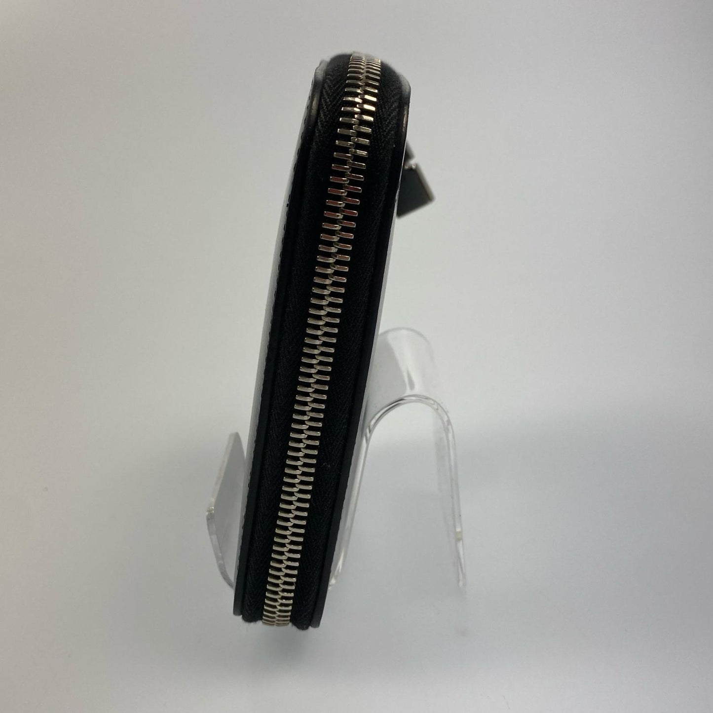GIVENCHY | ジバンシィ COMPACT ZIPPED WALLET 長財布 BK60F2K1T4【姫路東店】