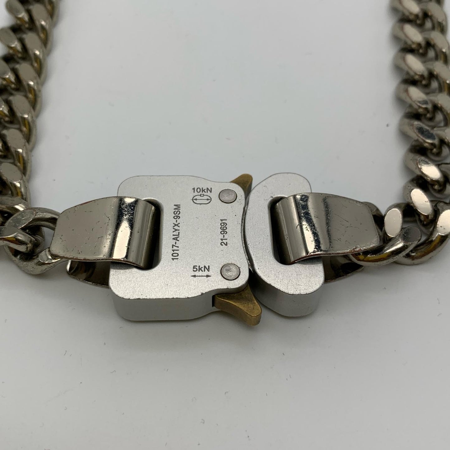 1017 ALYX 9SM | テンセブンティーナリクスナインエスエム COLORED LINKS BUCKLE NECKLACE ネックレス AAUJW0078OT03 シルバー【姫路東店】