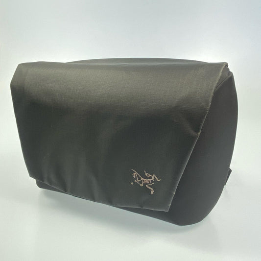 ARC'TERYX | アークテリクス Fyx 9 Bag メッセンジャーバッグ 18103 ブラック【姫路東店】